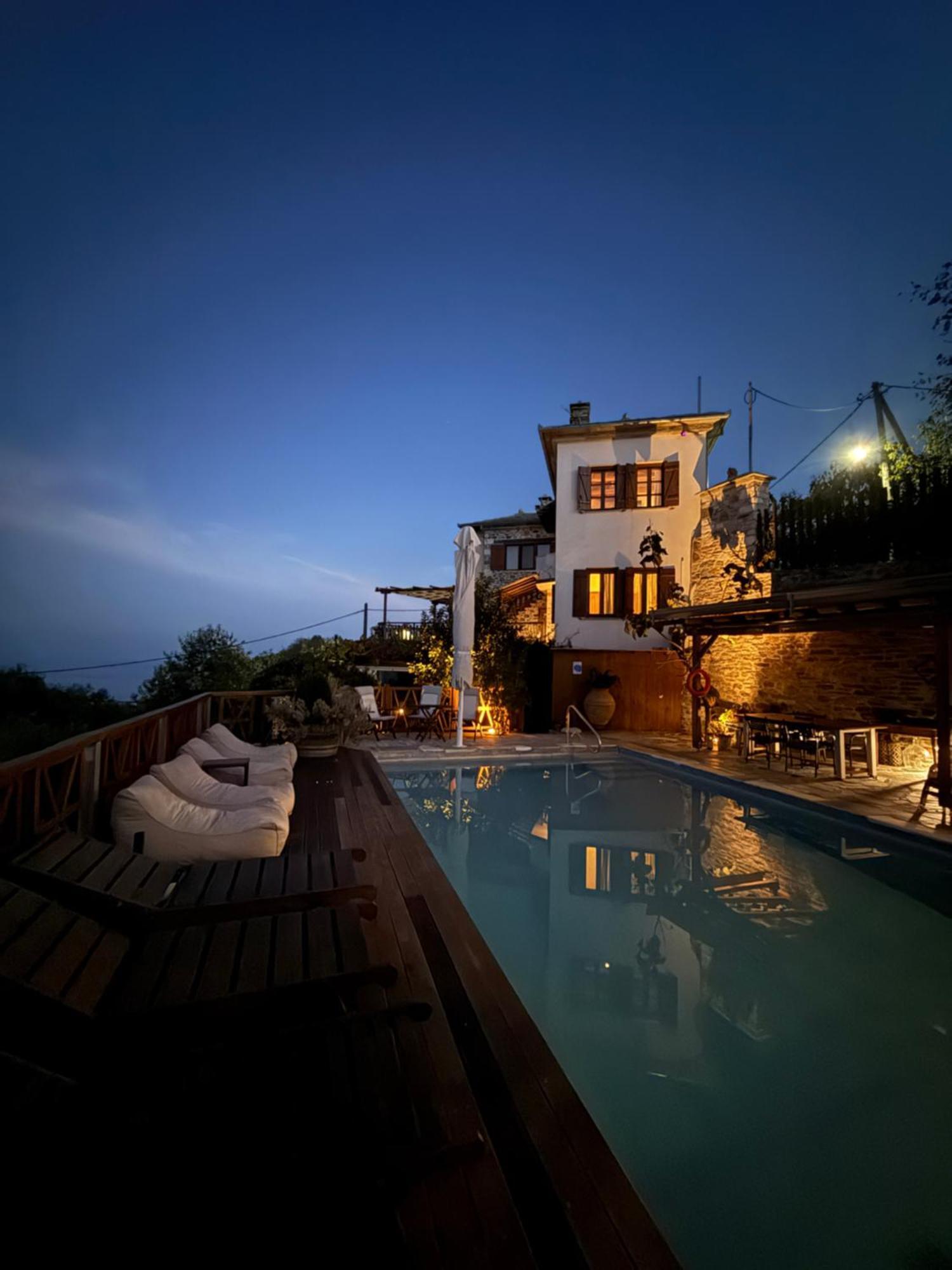 Adama Villas&Guesthouses Mourésion Exterior foto